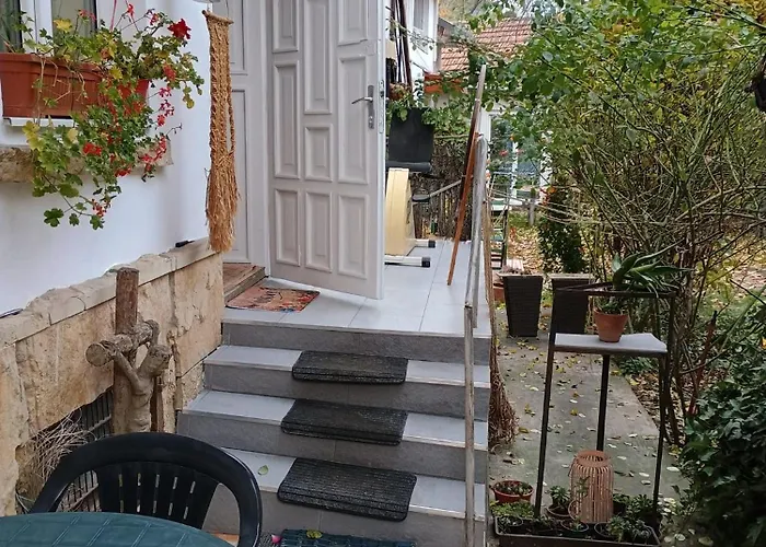 Lägenhet Decent Cozy